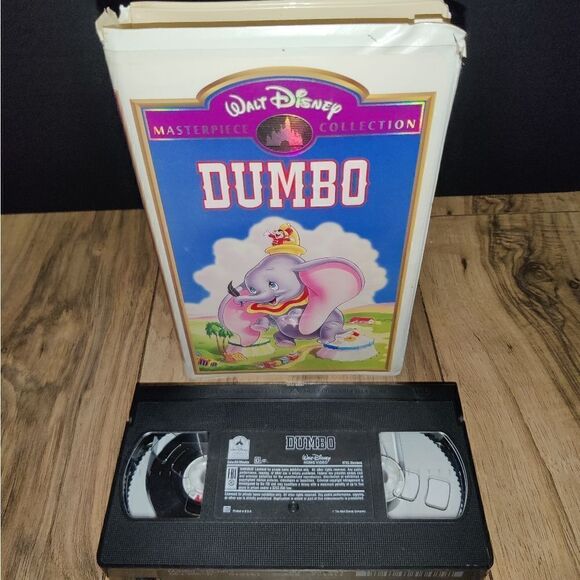 Walt Disney Dumbo Masterpiece Edition (VHS, 1995) Clam Shell Movie - Picture 4 of 4